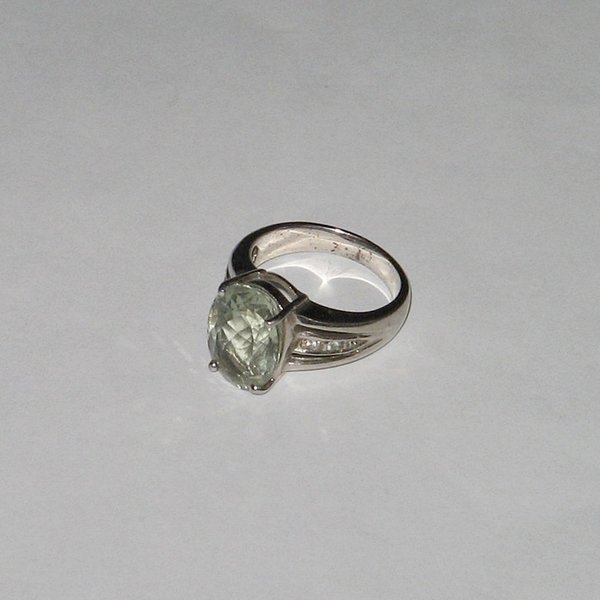 Silber-Ring mit hellgrünem Stein ~ Ringgröße 57