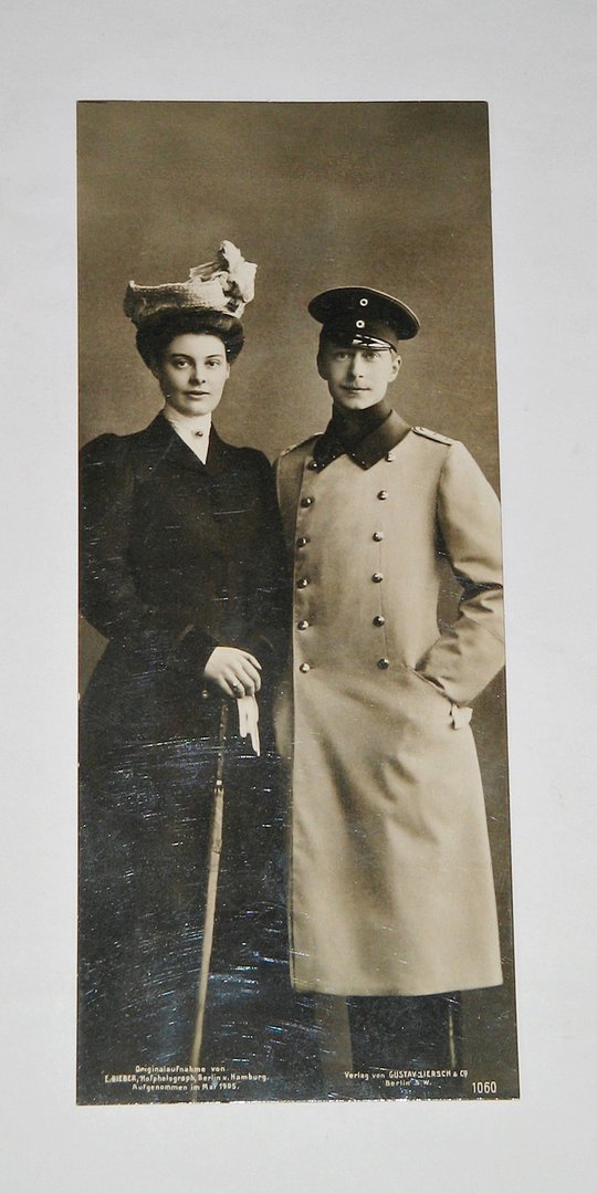 Fotopostkarte Kronprinz Wilhelm von Preußen mit Ehefrau Kronprinzessin Cecilie ~ 1905