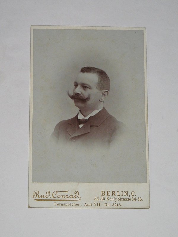 CDV-Foto "Mann mit Kaiser Wilhelm-Bart" um 1900