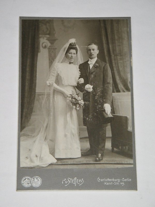 Kabinettfoto "Hochzeit" um 1920