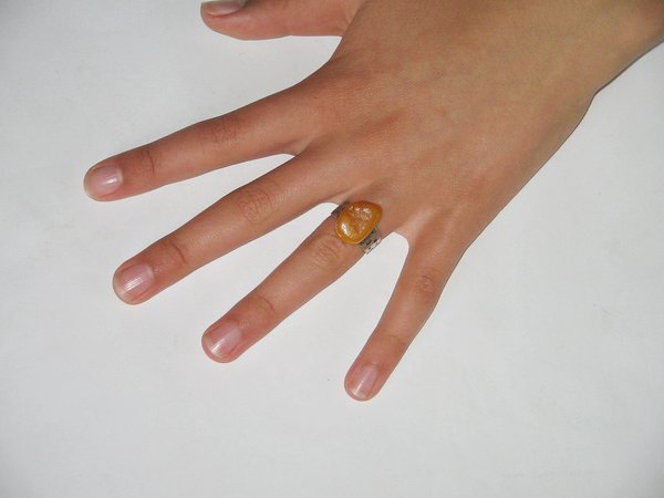 alter Damen-Ring mit Bernstein ~ 835er Silber ~ Ringgröße 55