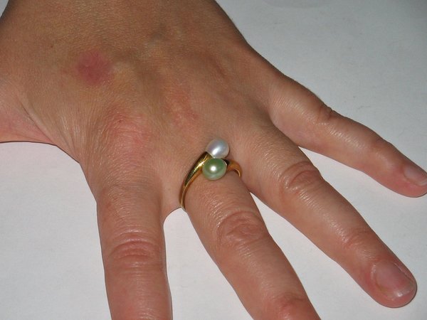 vergoldeter Silber-Ring mit zwei Kunstperlen ~ Ringgröße 63