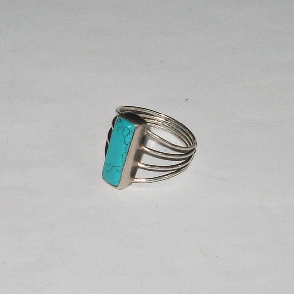 Silber-Ring mit türkisfarbenem Stein ~ 925er ~ Ringgröße 59