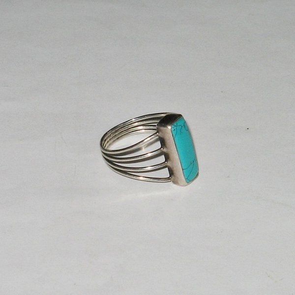 Silber-Ring mit türkisfarbenem Stein ~ 925er ~ Ringgröße 59