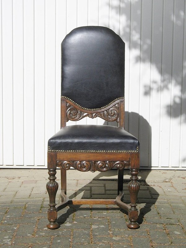 2 Stühle um 1920 ~ Hochlehner mit schwarzem Echtleder