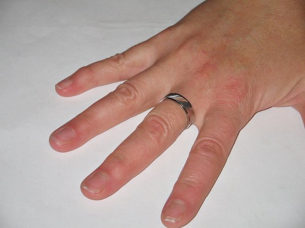 Silber-Ring, geriffelt ~ 925er ~ Ringgröße 59