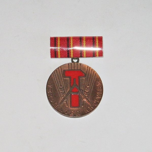 DDR-Medaille "Verdienter Aktivist"