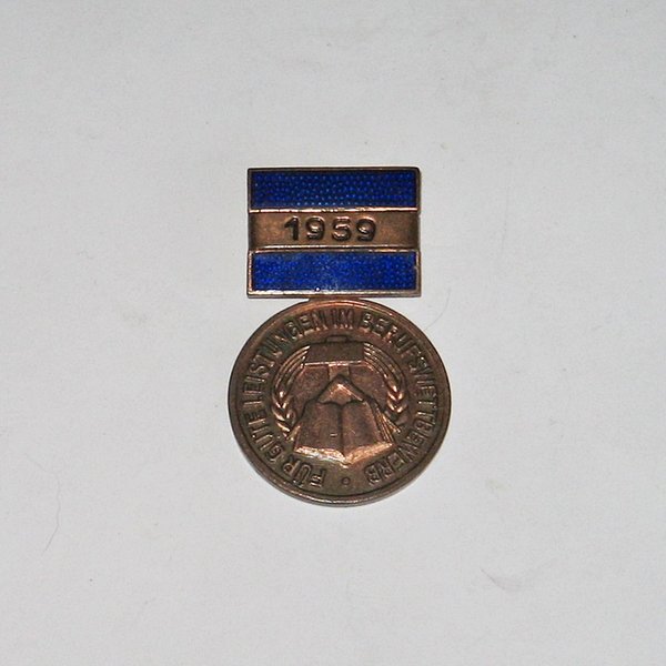 DDR-Medaille "Für gute Leistungen im Berufswettbewerb" 1959