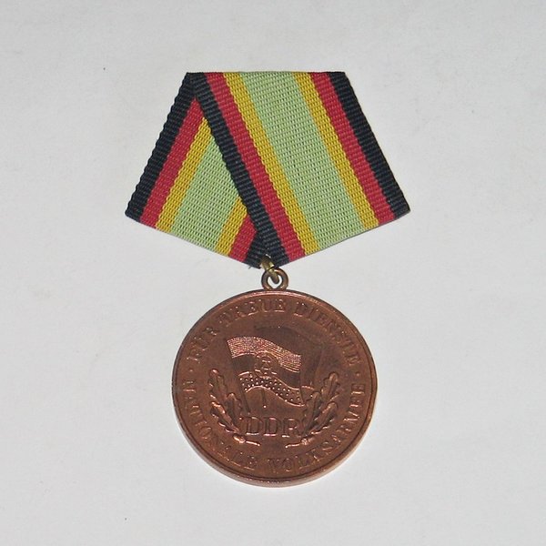 Medaille für treue Dienste in der Nationalen Volksarmee in Bronze