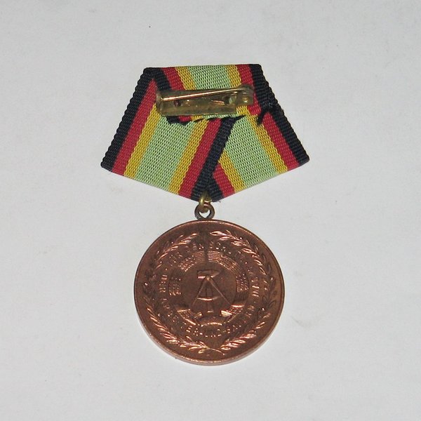 Medaille für treue Dienste in der Nationalen Volksarmee in Bronze