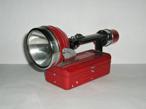 Taschenlampe mit Warnleuchte um 1955