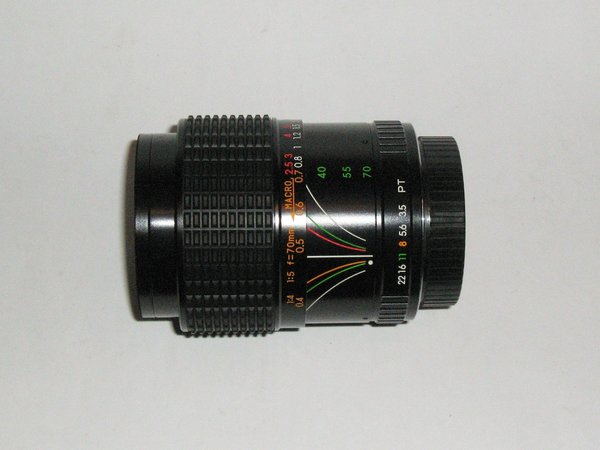Pentacon Prakticar Auto Zoom Objektiv 1:3,5-4,5 f=28-70mm mit Etui