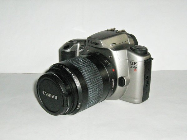 Canon EOS 3000 N mit Zoom Objektiv