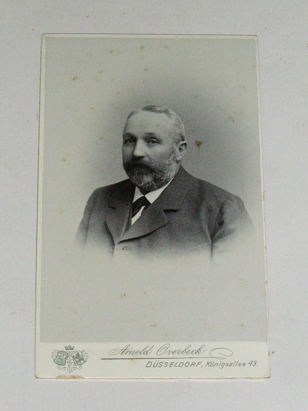 CDV-Foto "Mann mit Vollbart" um 1905