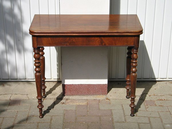 eleganter Konsolentisch um 1870 mit klappbarer Tischfläche