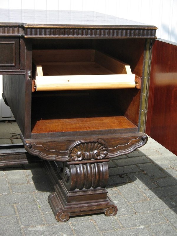 einzigartiger Schreibtisch um 1925