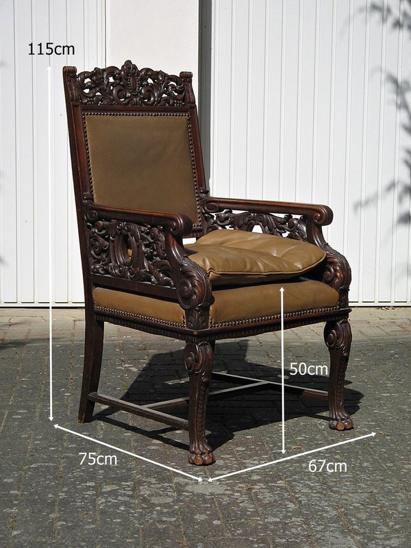 exquisiter Wangenschreibtisch mit passendem Stuhl um 1920