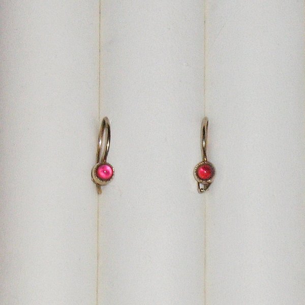 silberne Ohrringe mit roten Steinen ~ russisch