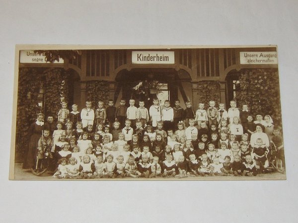 Foto "Gruppe Heimkinder" um 1890