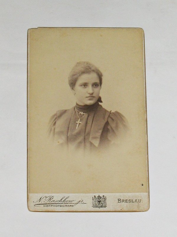 CDV-Foto "Junge Frau" um 1890 ~ Breslau